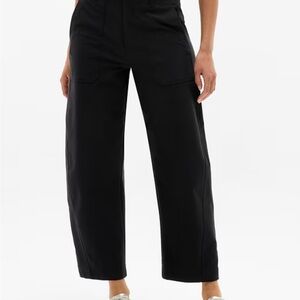EUC Athleta Skyline High Rise Barrel Leg Pant